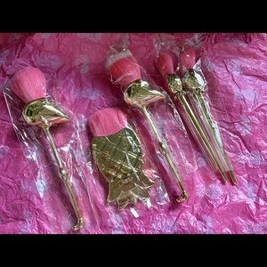 TARTE BRUSH SET